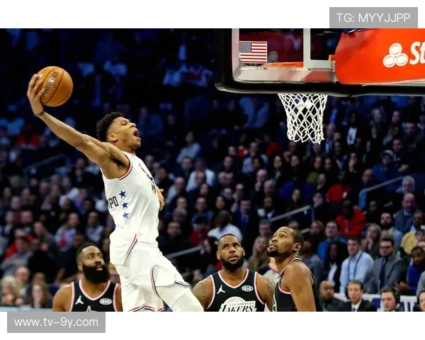 全明星名人赛字母哥队65-58胜出，林书豪退役后首秀得12分