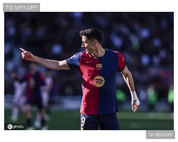 巴塞罗那公布对阵马略卡大名单:莱万多夫斯基复出,加维、佩德里在列 巴塞罗那公布对阵马略卡大名单:莱万多夫斯基复出,加维、佩德里在列